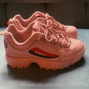 Fila disrupter pink!